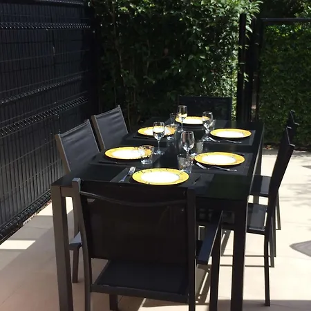 Climatisee Avec Piscine, Parking Prive, Proche - 6 Pers. - Fr-1-607-151 Holiday home Agde