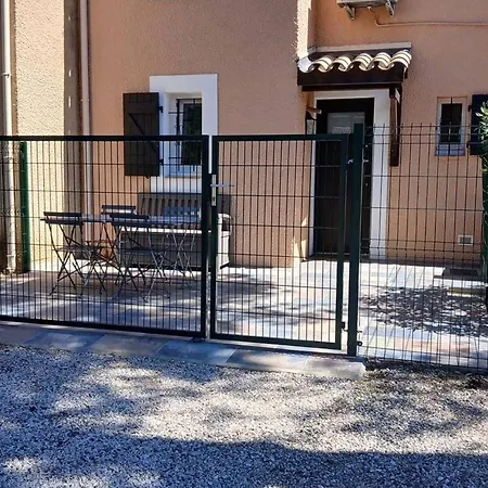 Mitoyenne 6 Pers, Climatisée, Parking - Fr-1-607-151 * Agde